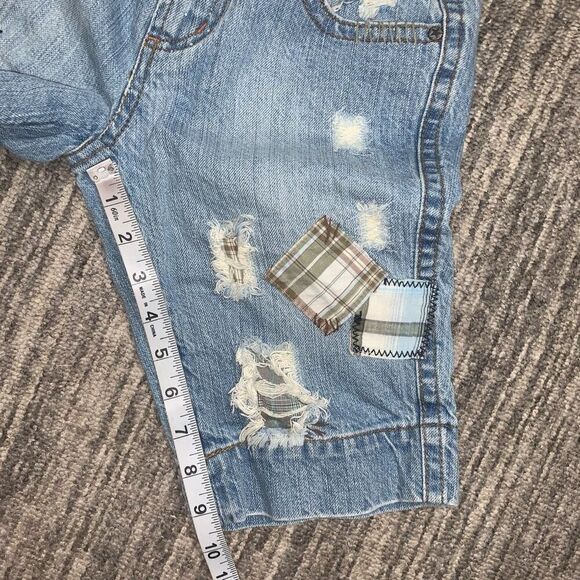Something Trickie Womens‎ Size 0 Patchwork Denim Bermuda Shorts Blue Distressed - Picture 6 of 7